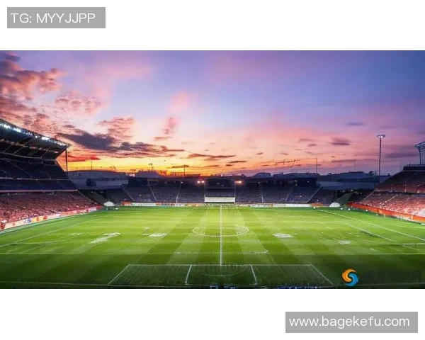 璀璨足球星空壁纸展示：星辰与绿茵场的完美交融与激情碰撞