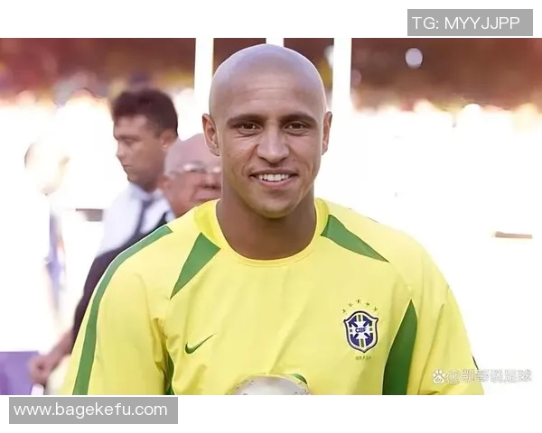 世界杯足球球星排行榜分析与历史表现比较